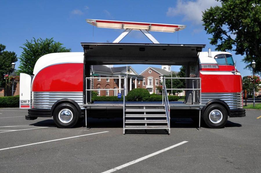  GM Futurliner 1940 года  (фото 40 из 66)